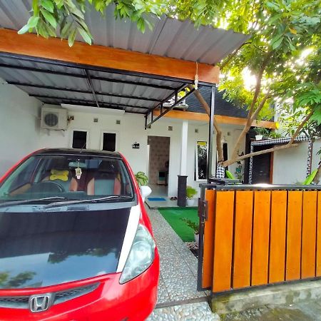 Shifana Homestay Syariah Jogjakarta Buitenkant foto
